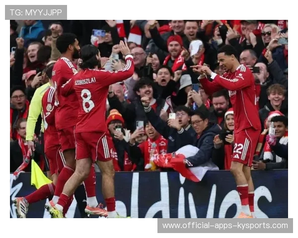 萨拉赫内切后标志性兜射远角，利物浦2比0锁定胜局